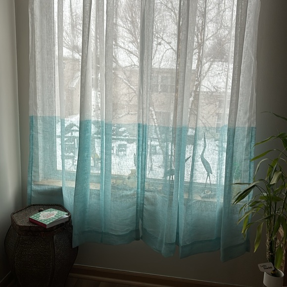 Sheers - Picture 2 of 4